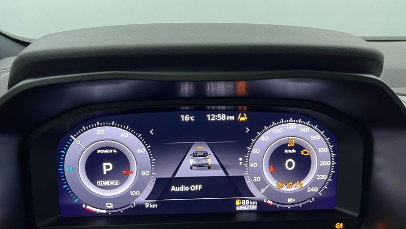 Aperçu du véhicule : e-Power 190 ch N-Design Blanc Nacré Toit Noir avec 2550€ d'équipements inclus