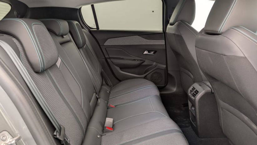 Aperçu du véhicule : PureTech 130ch S S BVM6 Allure