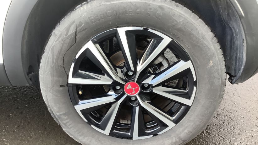 Aperçu du véhicule : DS 3 PureTech 130 EAT8 Performance Line