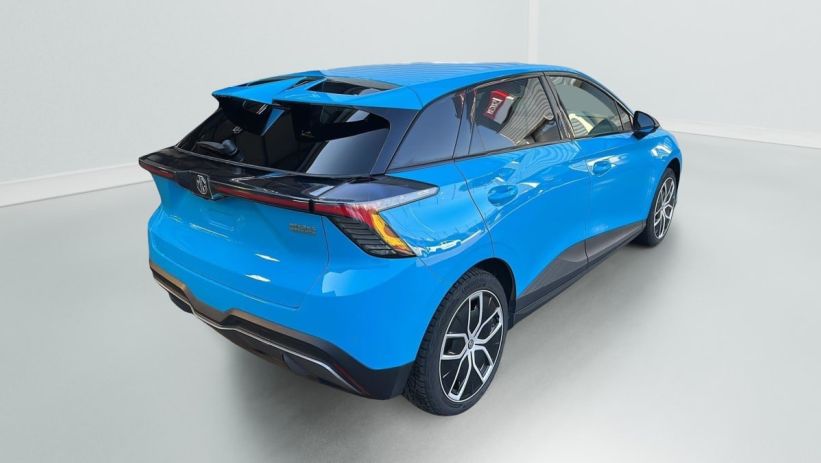 Aperçu du véhicule : ELECTRIC 64KWH - 150 KW 2WD LUXURY