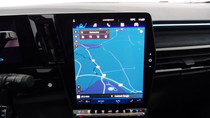 Aperçu du véhicule : 1.2 E-TECH FULL HYBRID 200CH ESPRIT ALPINE 7 PLACES - 25