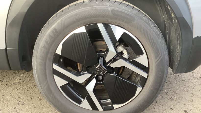 Aperçu du véhicule : 2008 100 S&S BVM6 Allure