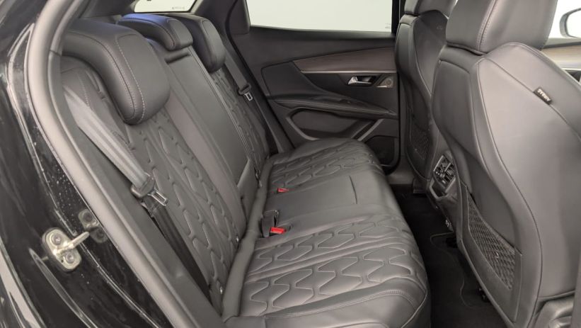 Aperçu du véhicule : Hybrid4 300 e-EAT8 GT Pack