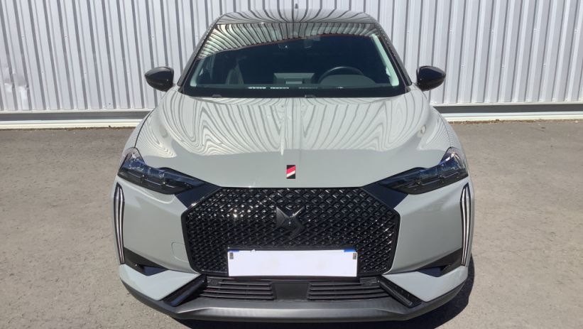 Aperçu du véhicule : DS 3 PureTech 100 BVM6 Performance Line