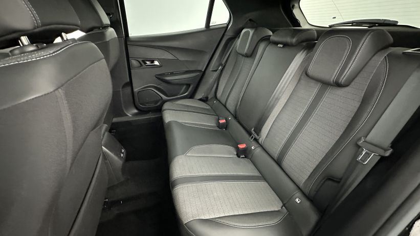 Aperçu du véhicule : 1.2 PureTech 130ch Allure