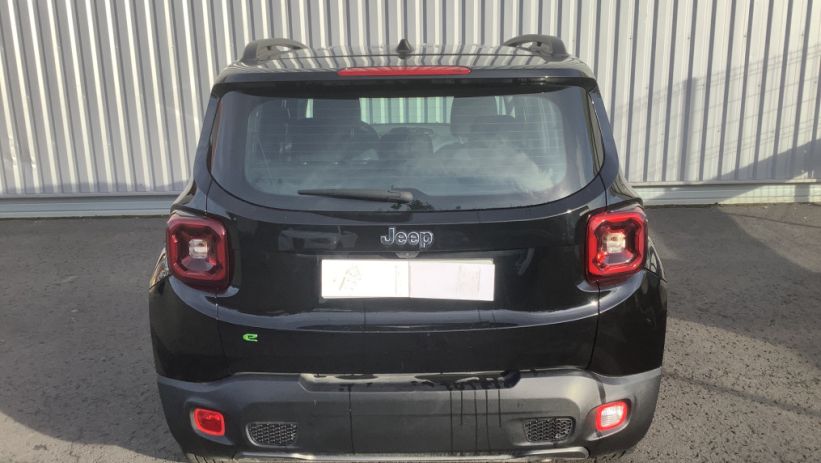 Aperçu du véhicule : RENEGADE 1.5 Turbo T4 130 ch BVR7 e-Hybrid Altitude