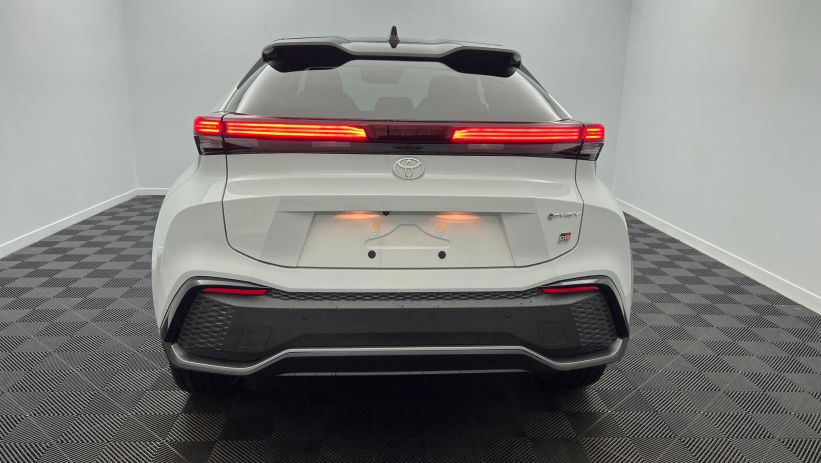 Aperçu du véhicule : Hybride Rechargeable 225 GR Sport Gris Chrome - Toit Noir