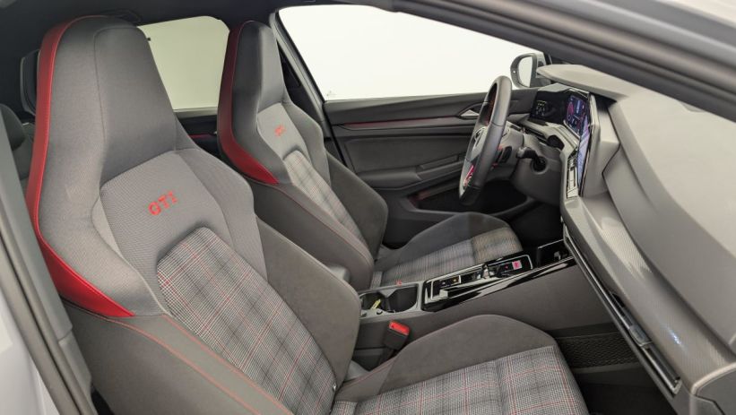 Aperçu du véhicule : 2.0 TSI 245 DSG7 GTI