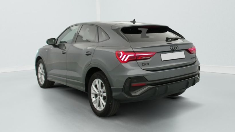 Aperçu du véhicule : 35 TFSI 150 ch S tronic 7 S line