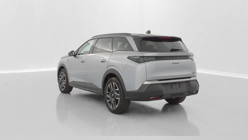 Aperçu du véhicule : III 1.2 Hybrid 145ch GT e-DCS6