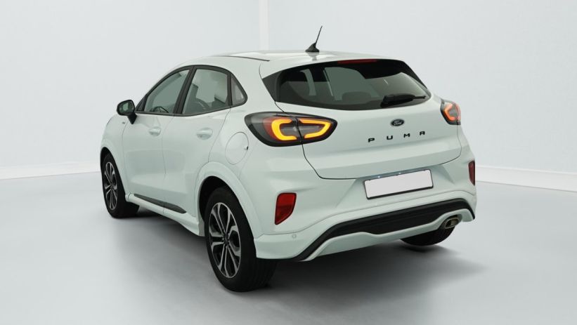 Aperçu du véhicule : 1.0 FLEXIFUEL 125 CH MHEV S S BVM6 ST-LINE