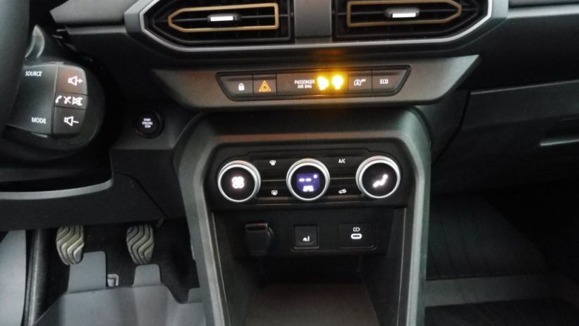 Aperçu du véhicule : 1.0 TCE 110CH STEPWAY EXTREME +