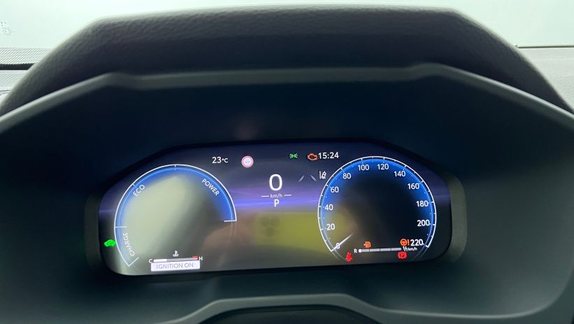 Aperçu du véhicule : Hybride 218 ch 2WD Dynamic Blanc Lunaire Nacré avec 3100€ d'équipements inclus