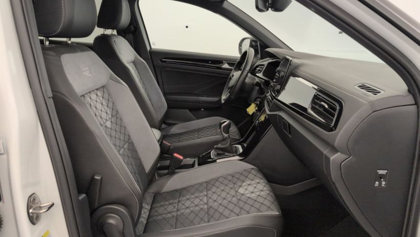 Aperçu du véhicule : 1.5 TSI EVO 150 START STOP BVM6 R-LINE