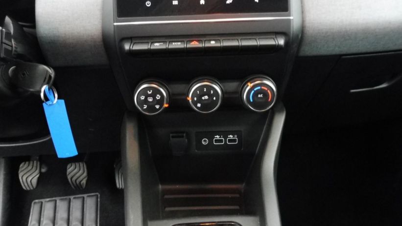 Aperçu du véhicule : 1.5 BLUE DCI 100CH EVOLUTION GSR2