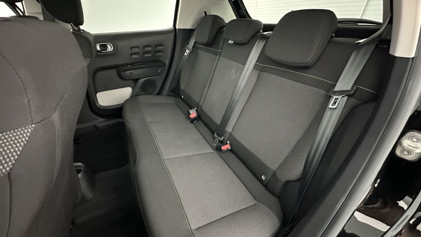 Aperçu du véhicule : III 1.2 PureTech 110ch Shine