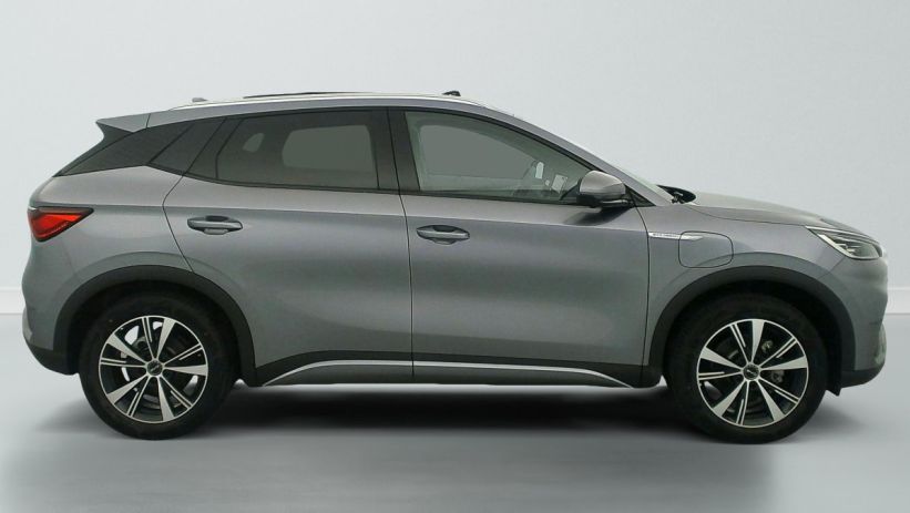 Aperçu du véhicule : 60 5 kWh 204 ch Design