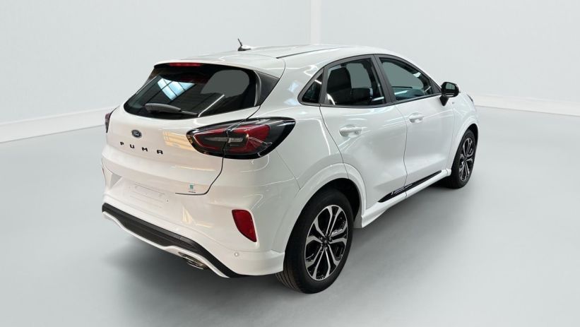 Aperçu du véhicule : 1.0 EcoBoost 125 ch mHEV S S Powershift ST-Line