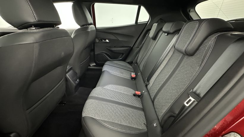 Aperçu du véhicule : II 1.2 Hybrid 145ch Allure e-DCS6 