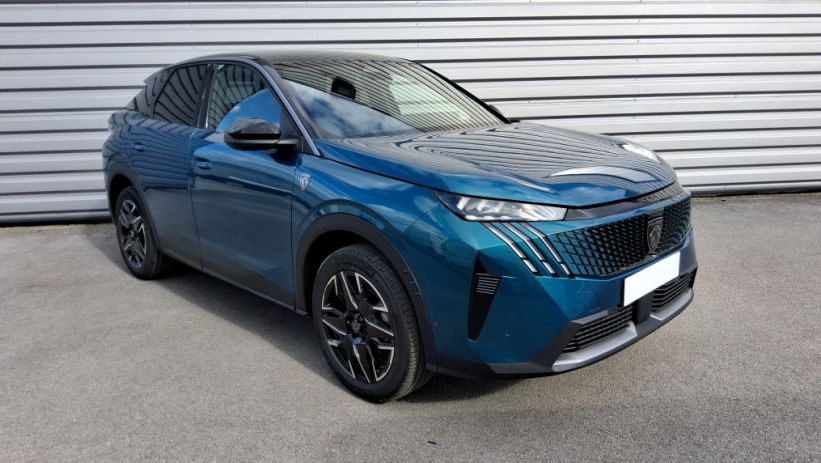 Aperçu du véhicule : 3008 Hybrid 145 e-DCS6 GT