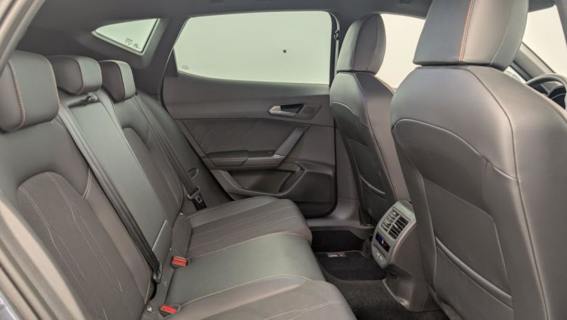 Aperçu du véhicule : 1.4 e-HYBRID 204 ch DSG6 V
