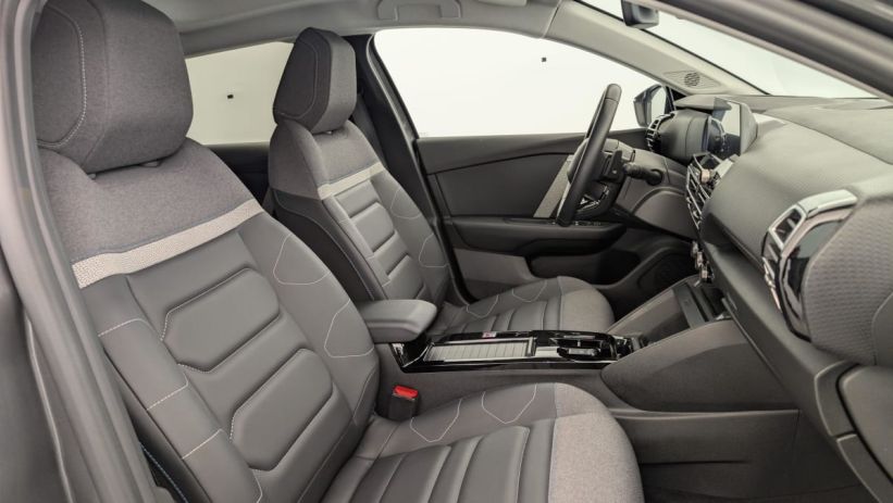 Aperçu du véhicule : PureTech 130 EAT8 Max