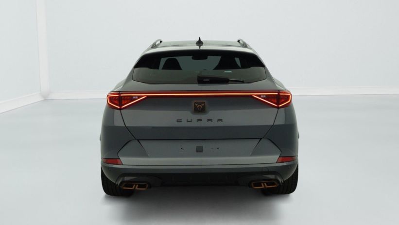 Aperçu du véhicule : 1.4 e-HYBRID 204 ch DSG6 V