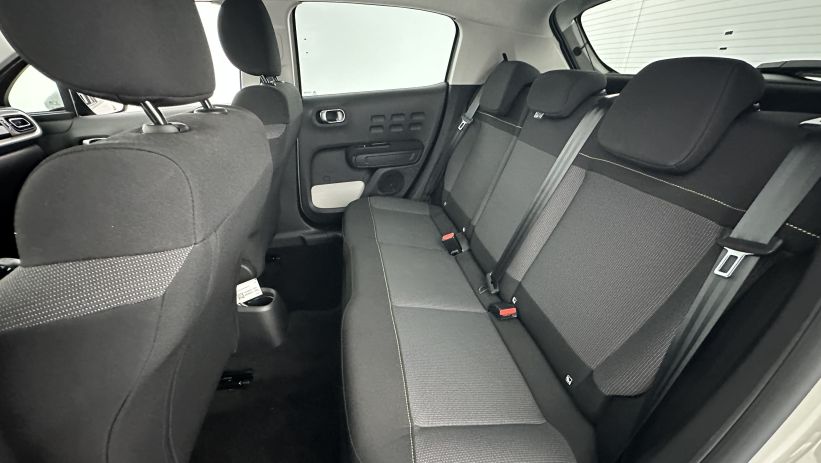 Aperçu du véhicule : III 1.2 PureTech 83ch Shine