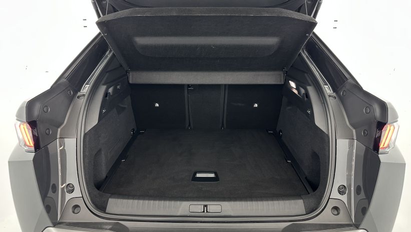 Aperçu du véhicule :  III 1.2 Hybrid 145ch Allure e-DCS6