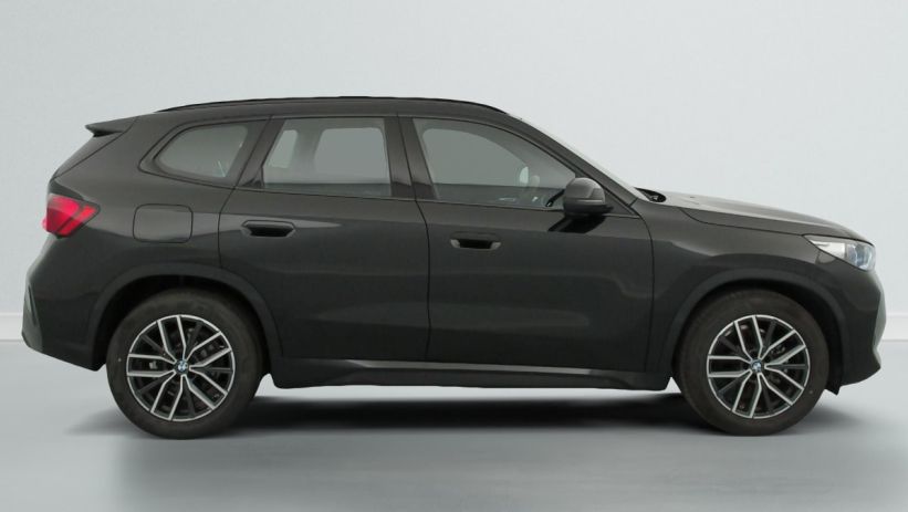 Aperçu du véhicule : SDRIVE 18D 150CH DKG7 M SPORT