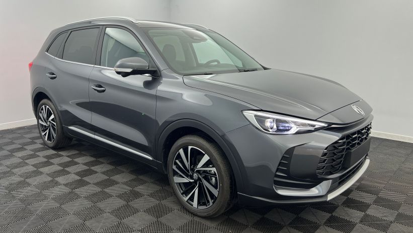 Aperçu du véhicule : 1.5 L Hybrid+ 197 ch Toit panoramique ouvrant Luxury Camden Grey avec 650€ d'équipements inclus