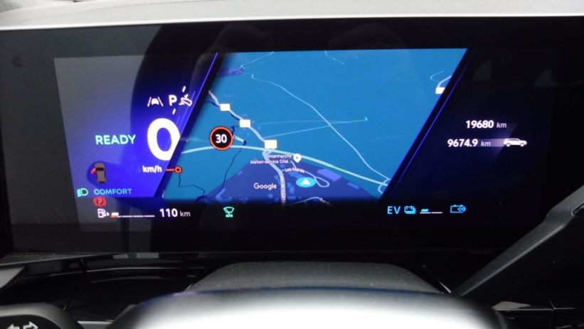 Aperçu du véhicule : 1.2 E-TECH FULL HYBRID 200CH ESPRIT ALPINE 7 PLACES - 24