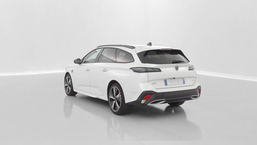 Aperçu du véhicule : III 1.5 BlueHDi 130ch GT EAT8