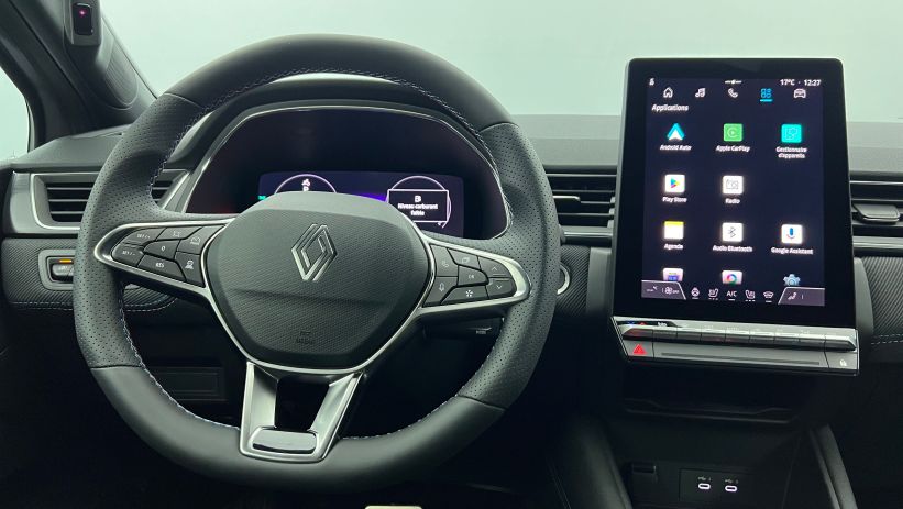 Aperçu du véhicule : E-Tech full hybrid 160 ch esprit Alpine Gris Cassiopée - Toit Noir Etoilé avec 2150€ d'équipements inclus