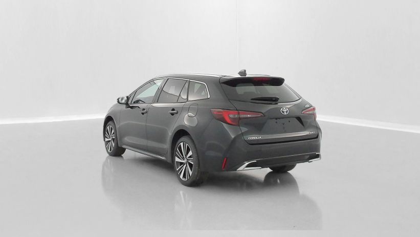 Aperçu du véhicule : 1.8 Hybride 140ch Design