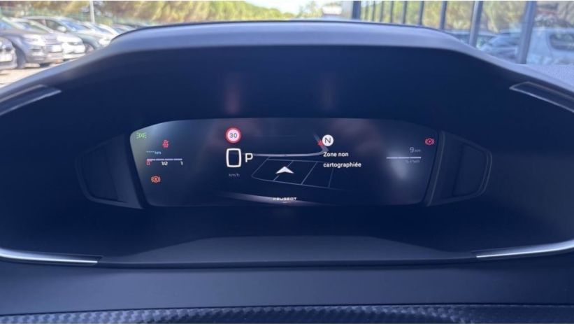 Aperçu du véhicule : 1.2I HYBRID 145 ALLURE