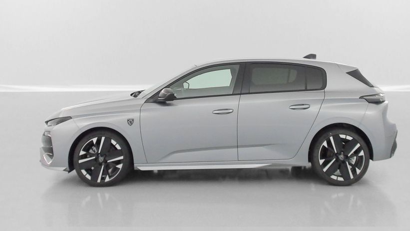 Aperçu du véhicule : III(2) 1.2 Hybrid 145ch GT e-DCS6
