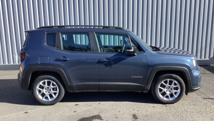 Aperçu du véhicule : RENEGADE 1.5 Turbo T4 130 ch BVR7 e-Hybrid Limited