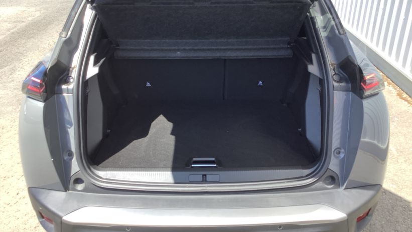 Aperçu du véhicule : 2008 Hybrid 136 e-DCS6 GT