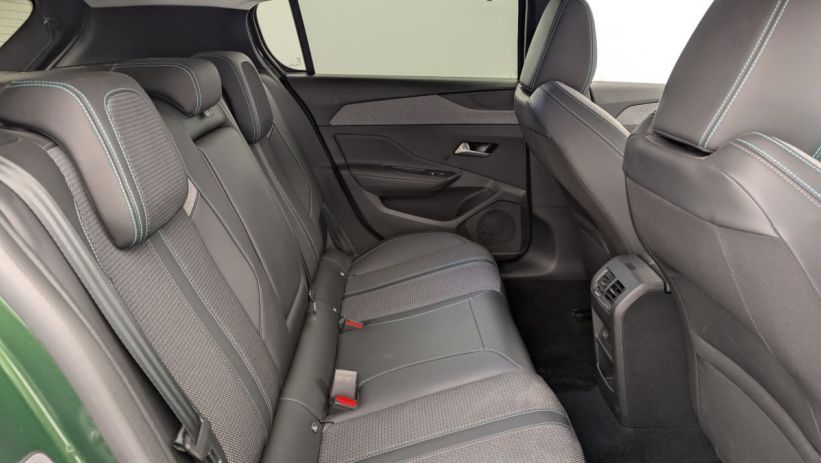 Aperçu du véhicule : PureTech 130ch S S BVM6 Allure