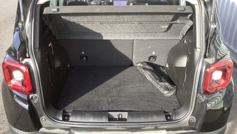 Aperçu du véhicule : RENEGADE 1.5 Turbo T4 130 ch BVR7 e-Hybrid Altitude