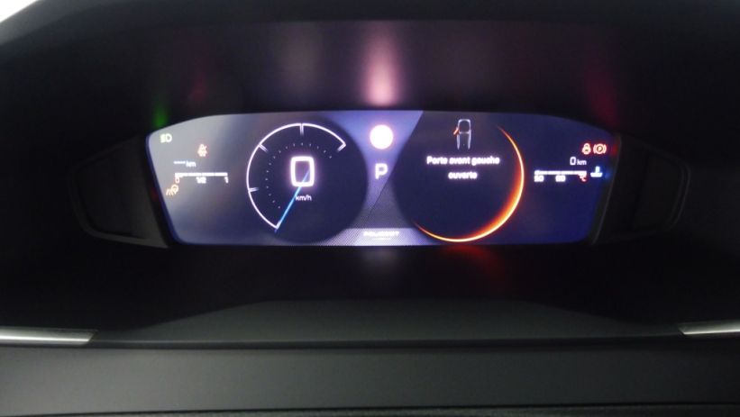 Aperçu du véhicule : 1.2 HYBRID 145CH ALLURE E-DCS6