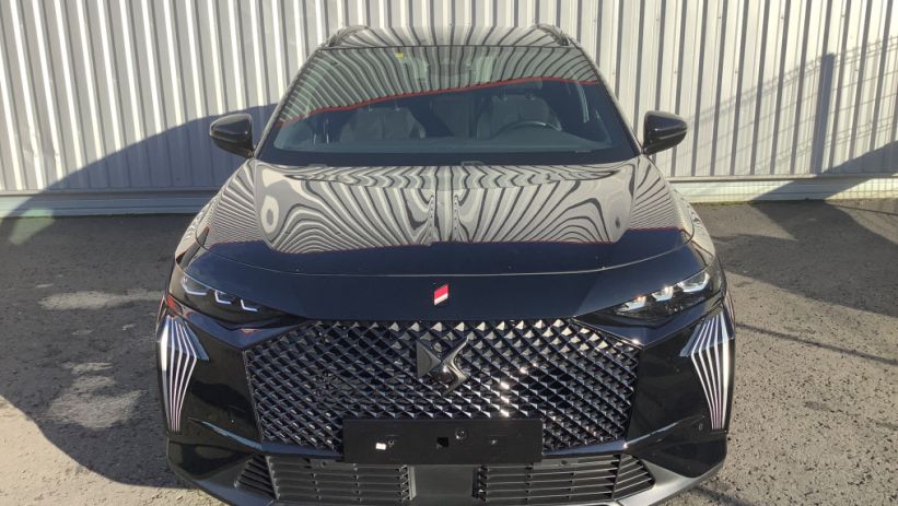 Aperçu du véhicule : DS 7 BlueHDi 130 EAT8 Performance Line +