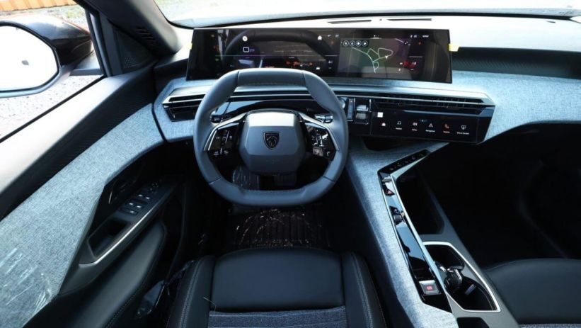 Aperçu du véhicule : HYBRID 145 ALLURE