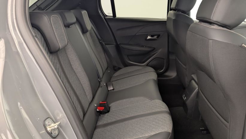 Aperçu du véhicule : Hybrid 100 e-DCS6 Allure