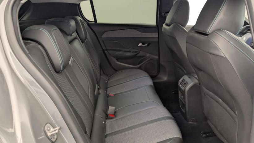 Aperçu du véhicule : PureTech 130ch S S BVM6 Allure