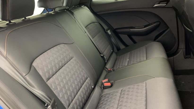 Aperçu du véhicule : 1.5 L Hybrid+ 195 ch Luxury