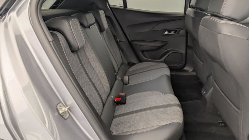 Aperçu du véhicule : 100 S S BVM6 Allure