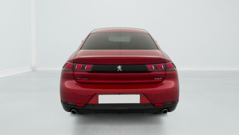 Aperçu du véhicule : Hybrid 225 e-EAT8 GT