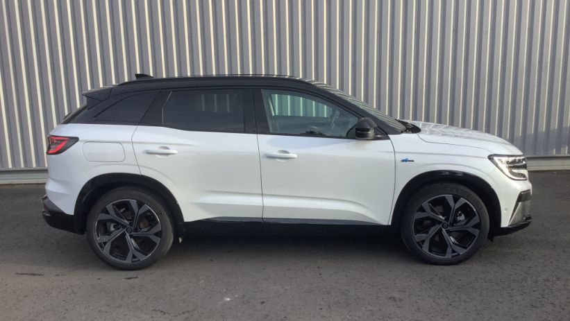 Aperçu du véhicule : AUSTRAL E-Tech full hybrid 200 GSR2 Techno esprit Alpine